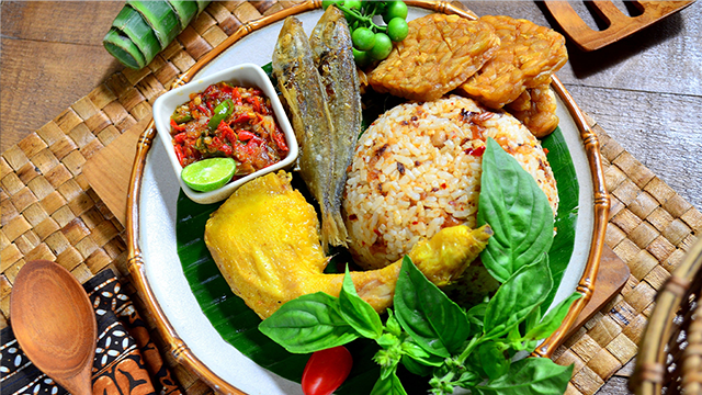 5 Rekomendasi Tempat Makan di Sukabumi Bareng Keluarga
